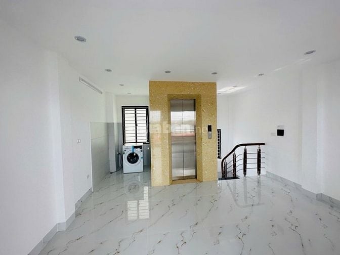 (KHÔNG QH) HOÀNG HOA THÁM 6 TẦNG THANG MÁY - Ô TÔ ĐỖ CỬA - KINH DOANH