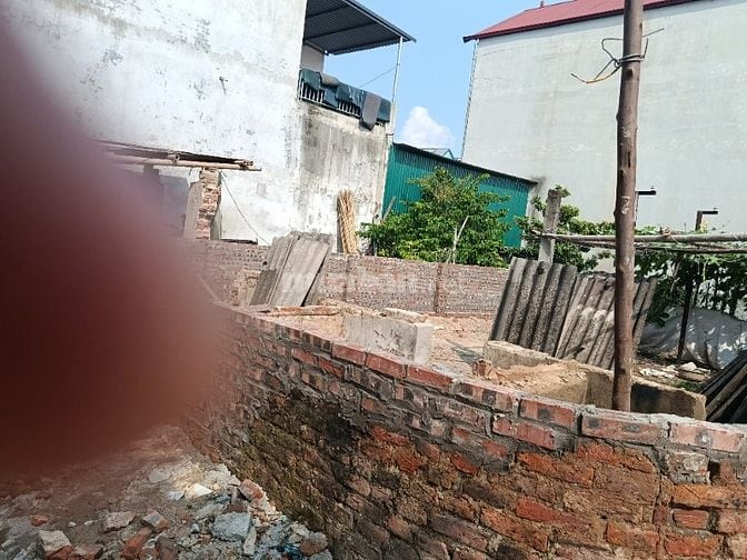bán gấp đất bìa làng dt;128m.mt;8m vi trí đắc địa