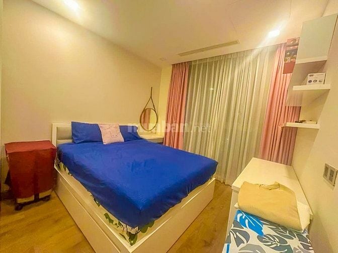 Cần bán Căn hộ tại Vinhomes Central Park tầng cao gồm 2 phòng ngủ 87m2