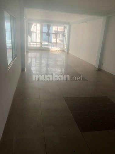 Cho thuê nhà mặt tiền Nguyễn Thái Sơn (2 chiều), Gò Vấp, 4x15m, 3 lầu