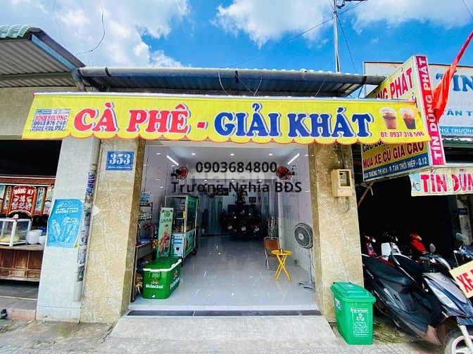 Nha mat tien duong Truong Thi Hoa, khu sam uat