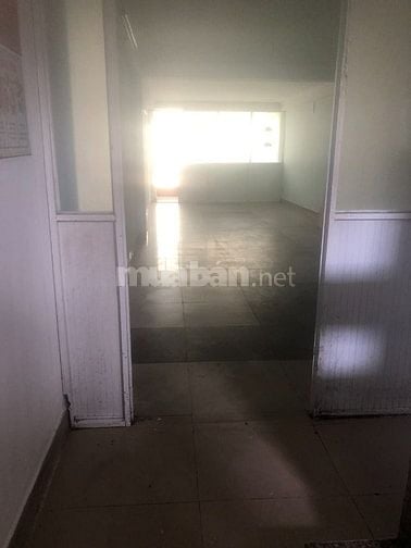 Cho thuê nhà mặt tiền Nguyễn Thái Sơn (2 chiều), Gò Vấp, 4x15m, 3 lầu