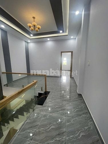 Cần Bán Gấp Nhà Ngay KCN Cầu Tràm _TP HCM 