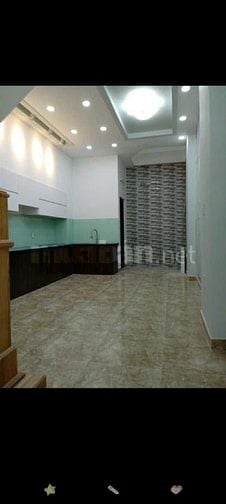 Mặt tiền ni sư huỳnh liên DT:4x17 trệt 3 lầu st vị trí kd buôn bán 
