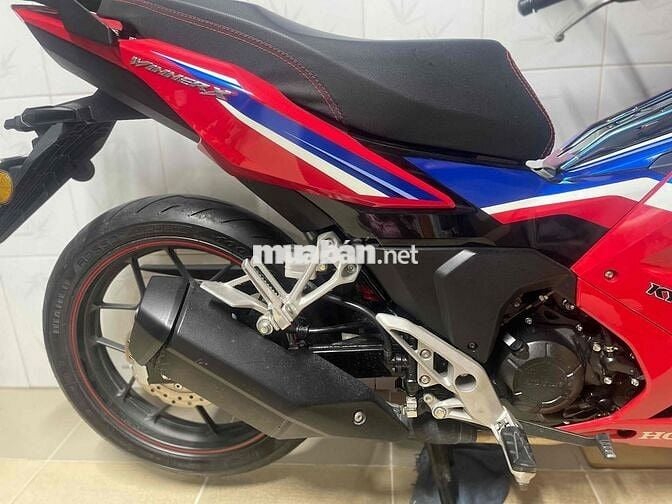 cần ra đi e này pô xăng lửa