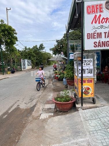Nhà mặt tiền Bưng Ông Thoàn mới xây cần cho thuê