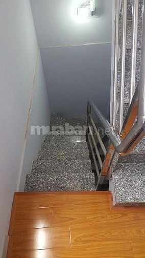Cho thuê nhà nguyên căn 1 trệt 3 lầu đường Tỉnh lộ 10 Quận Bình Tân
