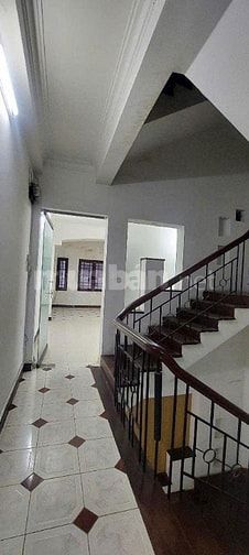 HOT! Nhà 4 tầng đường 8m 69 Nguyễn Gia Trí (D2) khu sầm uất