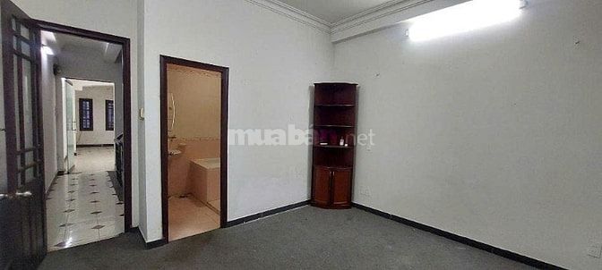 HOT! Nhà 4 tầng đường 8m 69 Nguyễn Gia Trí (D2) khu sầm uất