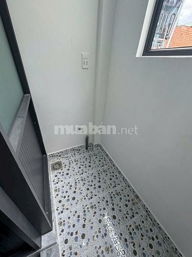 🌹Hh 30 triệu Bán nhà mới 100% đúc 3 tầng Quận 11