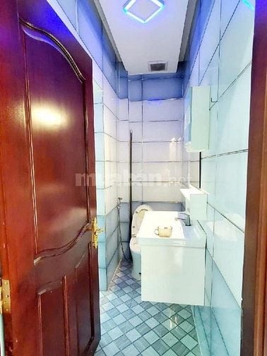 Nhà hẻm xe hơi Hương Lộ 2, Bình Tân. DT 4x20m, 3 tầng. Giá 5.6 tỷ TL
