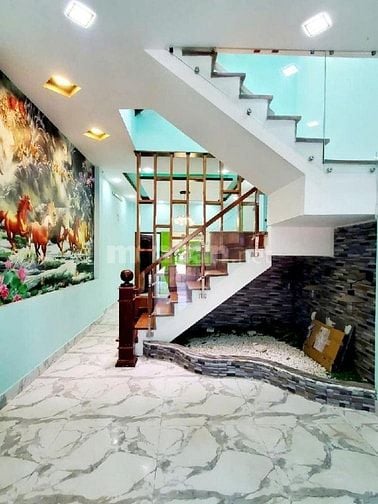 Nhà hẻm xe hơi Hương Lộ 2, Bình Tân. DT 4x20m, 3 tầng. Giá 5.6 tỷ TL