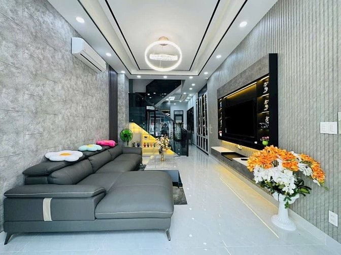 CC nợ bank bán gấp căn nhà Khuông Việt_TP 54m2_1 tỷ 270tr Sổ Hồng, HXh