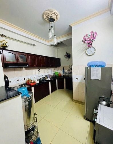 BÁN GẤP NHÀ MẶT TIỀN CHỢ BÌNH CHÁNH