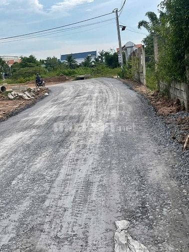 BÁN GẤP NỀN 219M2 VỊ TRÍ ĐẸP - GIÁ HỜI
