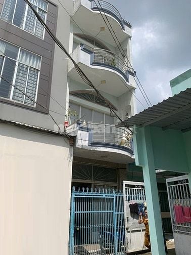 NHÀ 3 LẦU -  KẾ MẶT TIỀN AN DƯƠNG VƯƠNG - NGÃ TƯ BÀ HOM