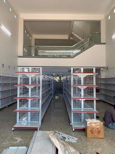 Tháng 7 cần tuyển 3 tạp vụ - lau chùi có cccd đi làm ngay