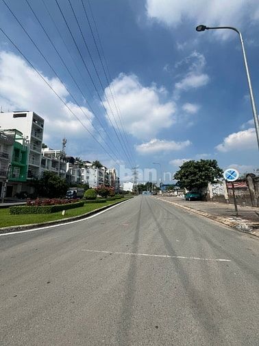 Chủ gởi bán nhanh 4400m2 trung tâm ngay Q6 - đất trống / làm kho xưởng