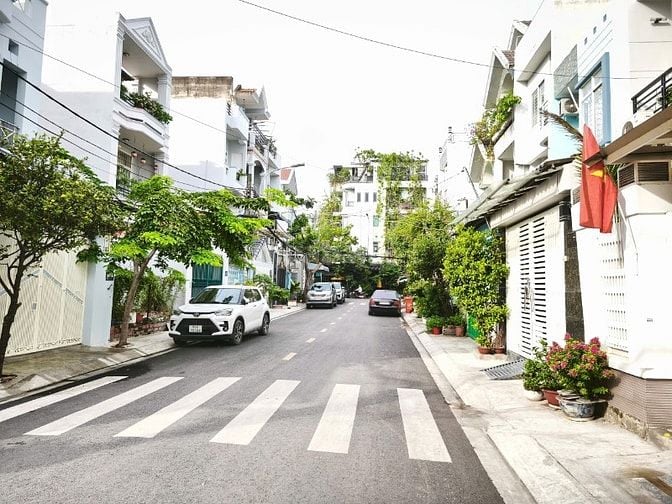Bán Nhà Phạm Công Trứ Phường Thạnh Mỹ Lợi, (Quận 2) TP Thủ Đức