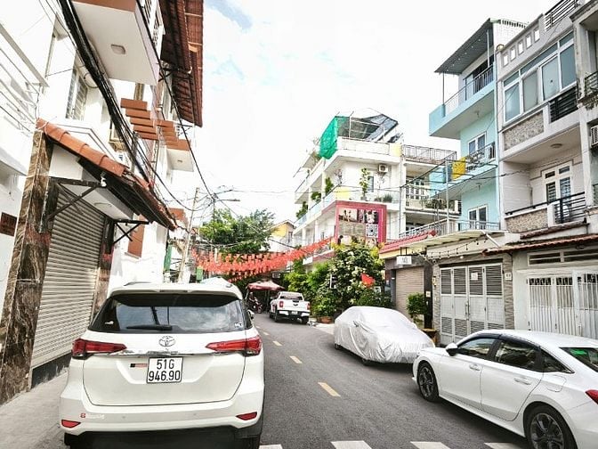 Bán Nhà Phạm Công Trứ Phường Thạnh Mỹ Lợi, (Quận 2) TP Thủ Đức