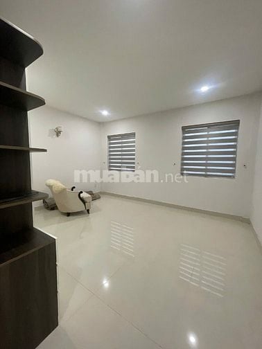 Bán nhà mặt tiền đường T6 phường tây thạnh quận tân phú DT 5x21 đúc 