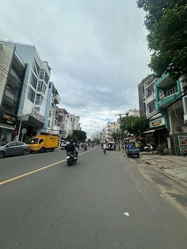 Cho thuê nhà Mặt Tiền Chu Văn An, P26, Bình Thạnh