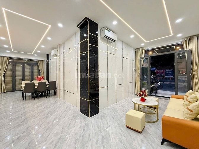 Bán gấp nhà mặt tiền Quang Trung,P10, Gò Vấp. Chỉ 3,25tỷ. Hẻm xe hơi.