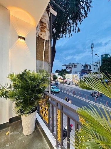 Bán gấp nhà mặt tiền Quang Trung,P10, Gò Vấp. Chỉ 3,25tỷ. Hẻm xe hơi.