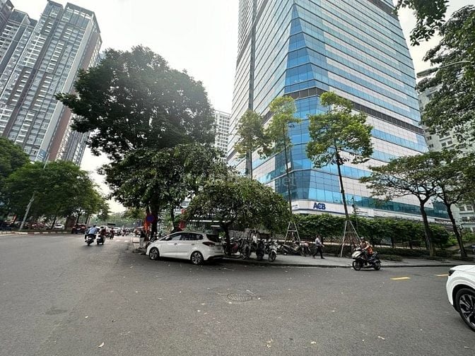 Bán 160m2 đất mặt tiền phố Lê Văn Lương, ô tô ra vào. 36 tỷ