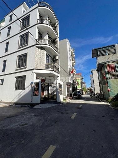 Chính chủ bán đất đấu giá Ao Ngòi Đức Thượng Hoài Đức