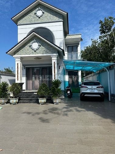 Chính chủ bán căn biệt thự Smart Home Củ Chi, 10x35m