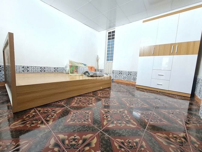Cần bán nhà lô góc Trần Hưng Đạo 70m2  mặt tiền 4m  giá 3.5 tỷ