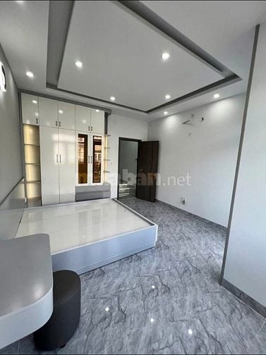 3TỶ950 - Nguyễn Tri Phương, Quận 10 - DT: 67m2 - Đang cho thuê 20 Trệu