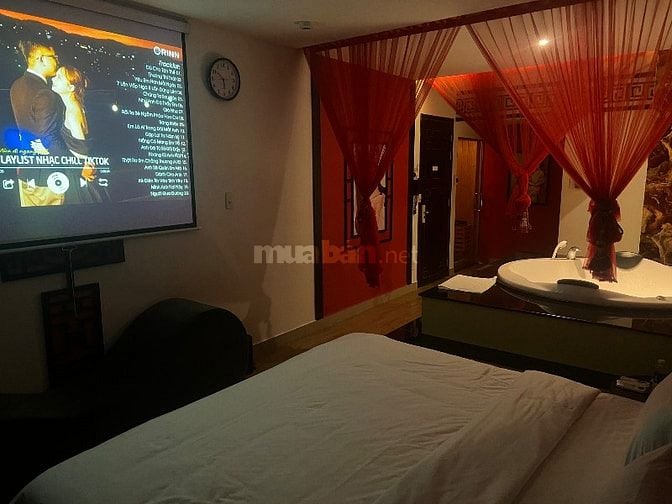 Cần sang lại Khách Sạn-  Massage Q7 Cao Cấp 