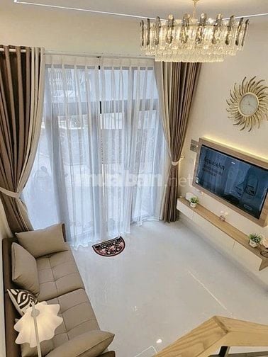 Nhà đẹp bán ngay căn ở Hoàng Hoa Thám, Bình Thạnh chỉ 2 tỷ 160
