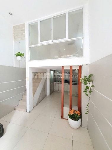 Chính chủ bán nhà hẻm 633 Lê Hồng Phong, Phường 10, Quận 10