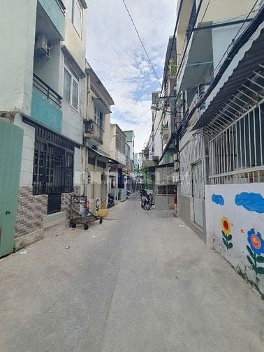 Chính chủ bán nhà hẻm 633 Lê Hồng Phong, Phường 10, Quận 10