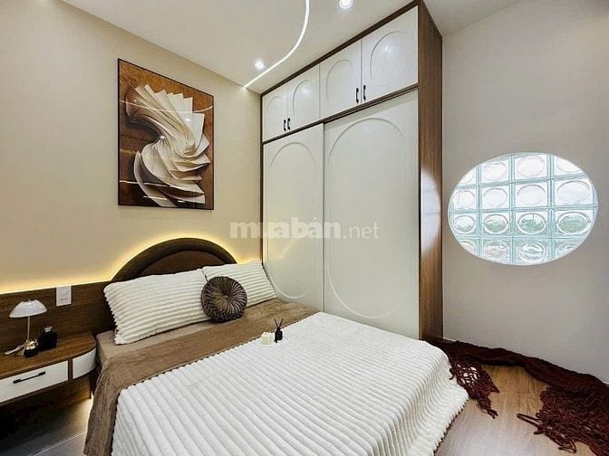 Kẹt vốn KB bán gấp nhà Gia Phú, P1, Q6. Chỉ 2,38tỷ. Hẻm xe hơi. 65m2