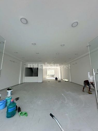 Cho thuê toà nhà mới xây mặt tiền Điện Biên Phủ p21 quận Bình Thạnh