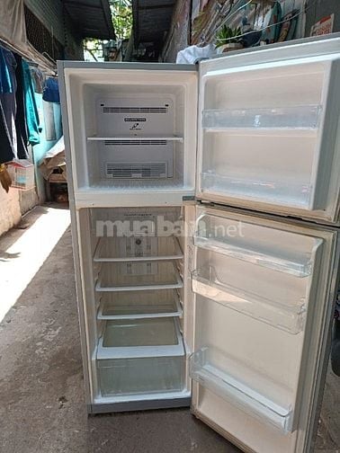 Bán tủ lạnh HITACHI inverter 200l 