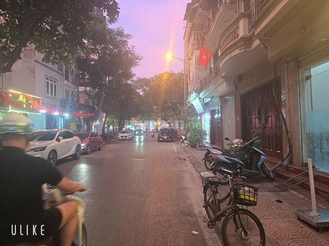 🏡SIÊU PHẨM MẶT PHỐ NGỌC LÂM-LONG BIÊN-VỈA HÈ  ĐƯỜNG 20M-Kinh Doanh