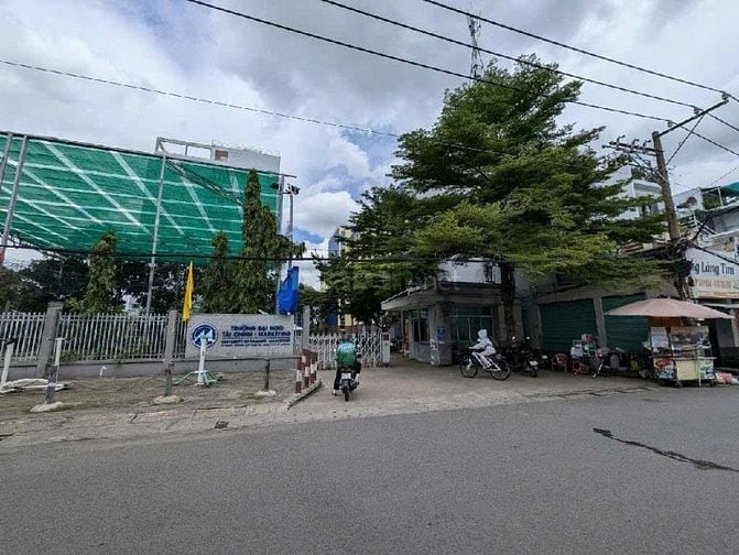 Dãy trọ đường 8 m, Tân Thuận Tây Quận 7. 6,2*21, 12,9 tỷ.