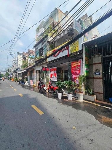 Dãy trọ đường 8 m, Tân Thuận Tây Quận 7. 6,2*21, 12,9 tỷ.