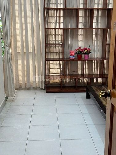 Cho thuê nhà 201/46/31 Nguyễn Xí, P26, Bình Thạnh. DT 3x18m, trệt, 1L