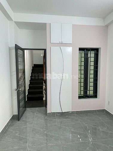 Bán nhà mới vào ở ngay Trần Hưng Đạo Q.5 - 90m2 sàn - 3pn - 4wc