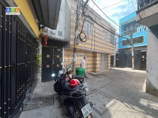 Bán nhà hẻm xe hơi Gò Vấp, diện tích 145m2 giá chỉ 12ty5