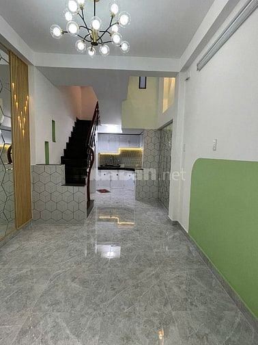 Bán nhà mới vào ở ngay Trần Hưng Đạo Q.5 - 90m2 sàn - 3pn - 4wc