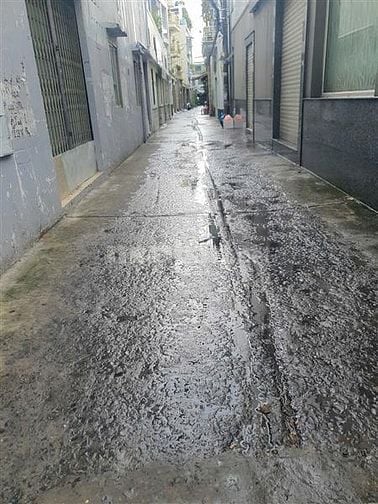 TÂN PHÚ - CHỢ VẢI PHÚ THỌ HOÀ - 2 TẦNG - SÁT MẶT TIỀN - NHỈNH 3TỶ