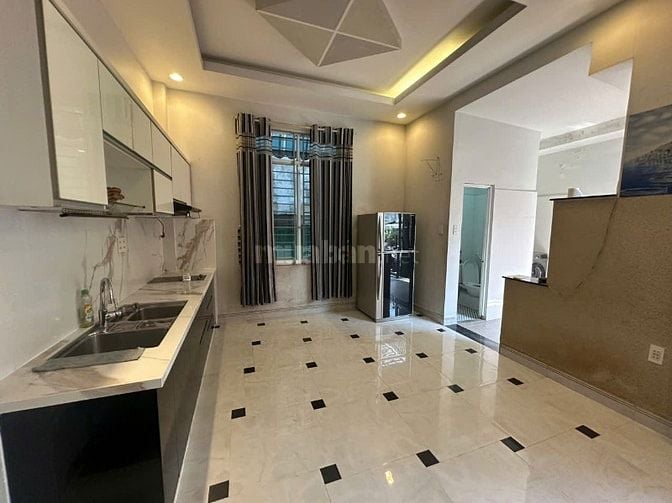Cho thuê nhà villa mini Xe Tải Trước Nhà Địa chỉ: 24/21 Võ Oanh, BT