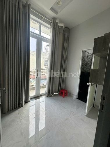 Cho thuê nhà villa mini Xe Tải Trước Nhà Địa chỉ: 24/21 Võ Oanh, BT